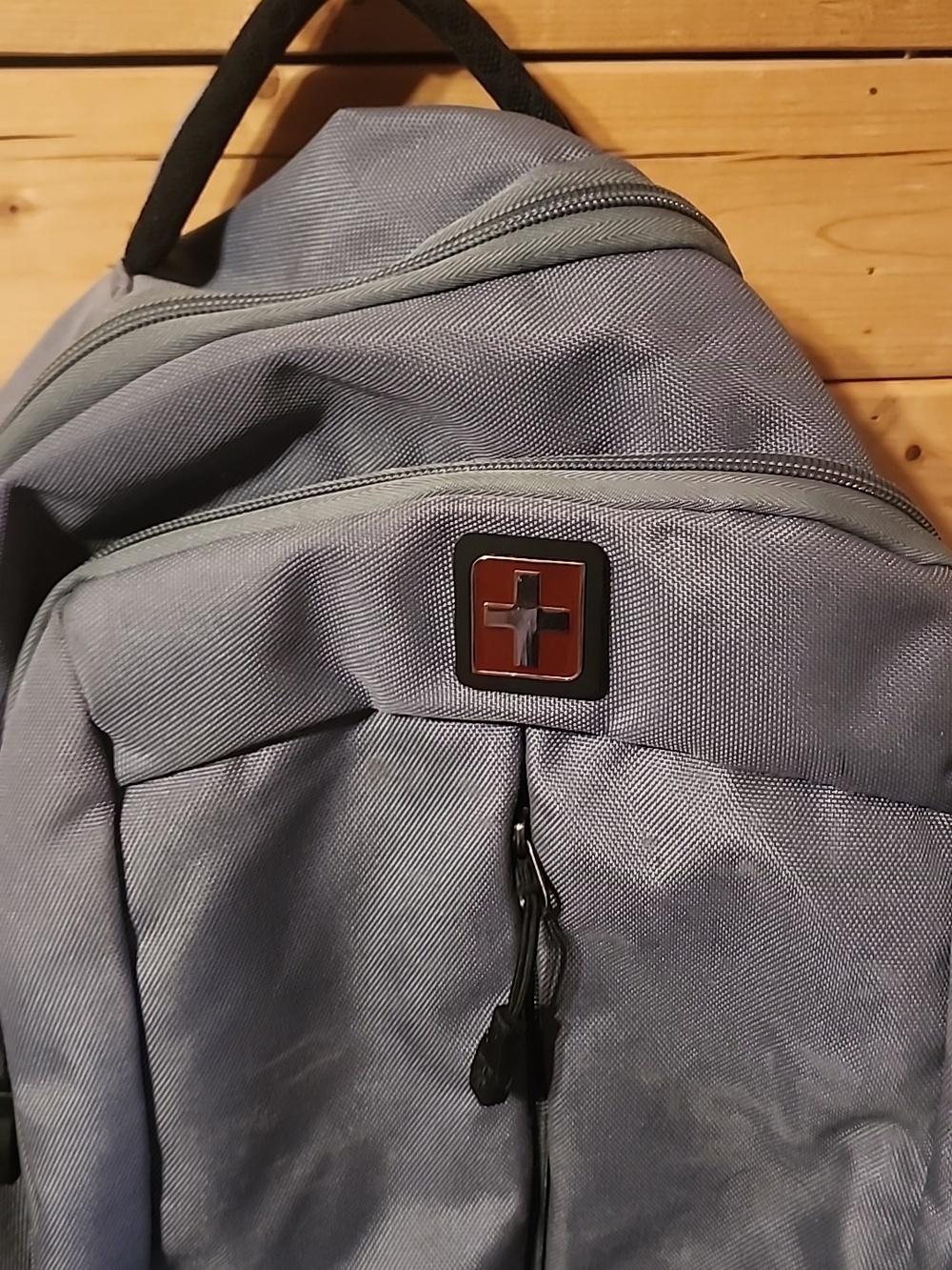 Swiss Tech Backpack - Picture 4 of 6
